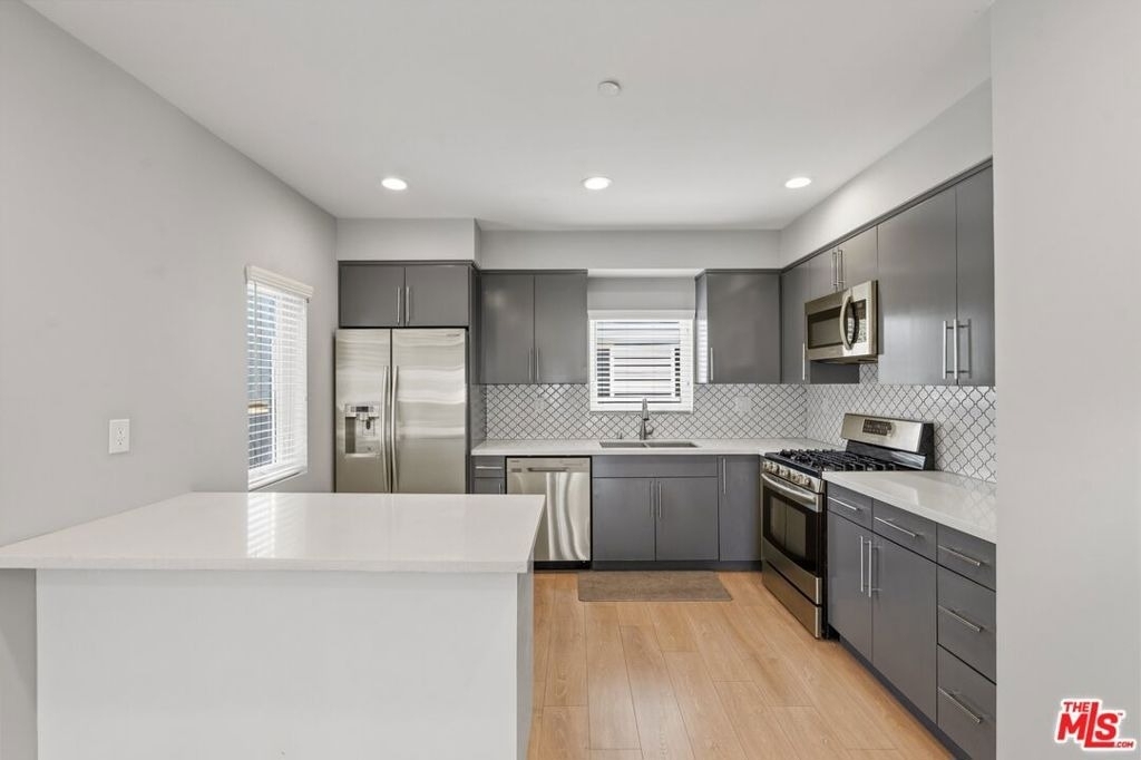 6119 Fountain Avenue - Photo 13