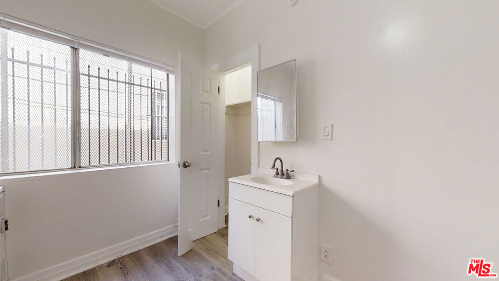 647 18th Street - Photo 9
