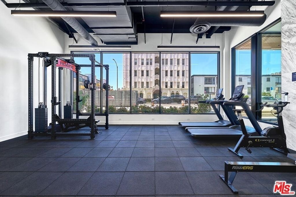 510 S Oxford Avenue - Photo 18