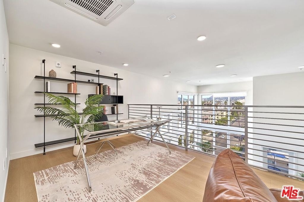 510 S Oxford Avenue - Photo 29