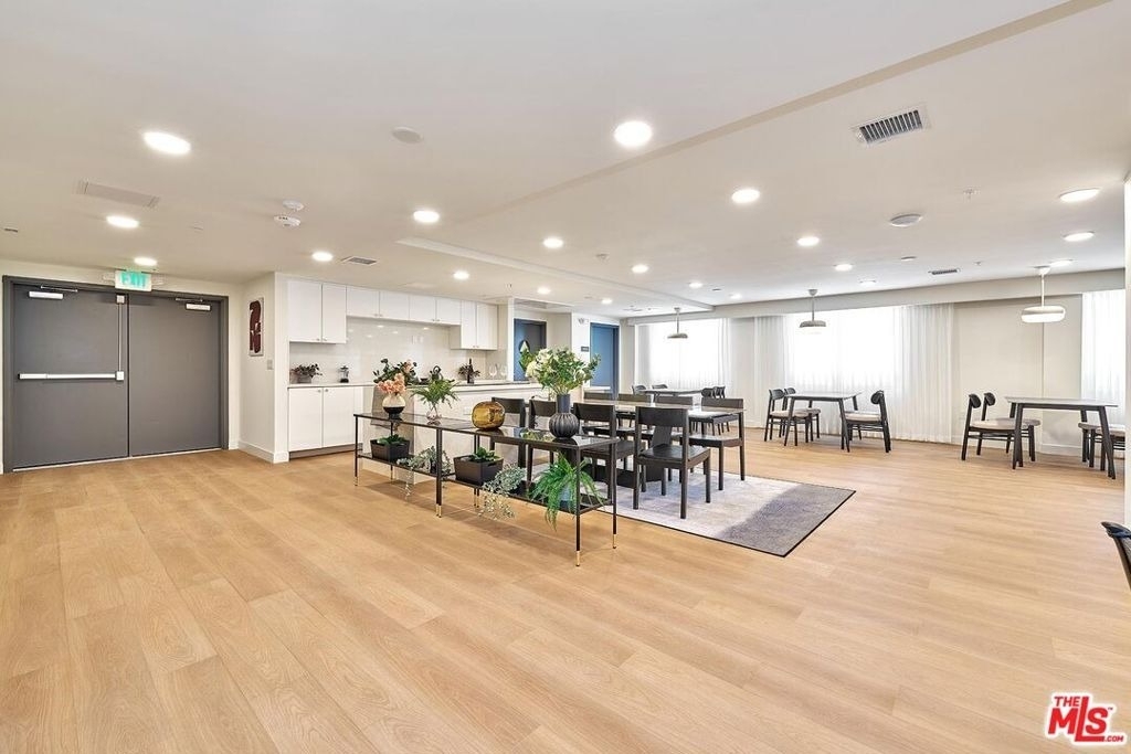 510 S Oxford Avenue - Photo 4