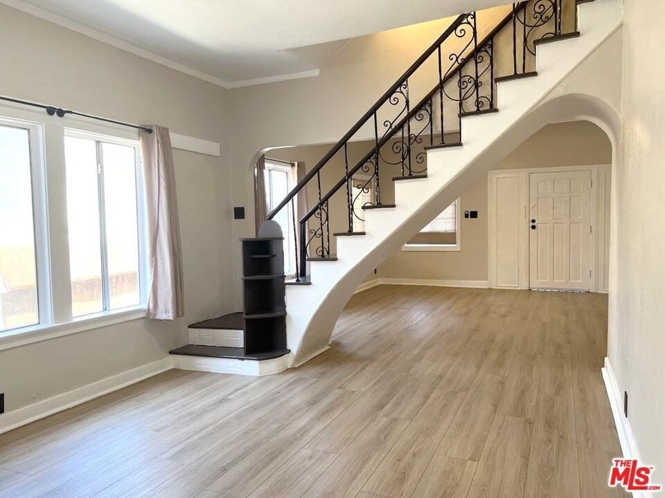 5325 2nd Avenue - Photo 3