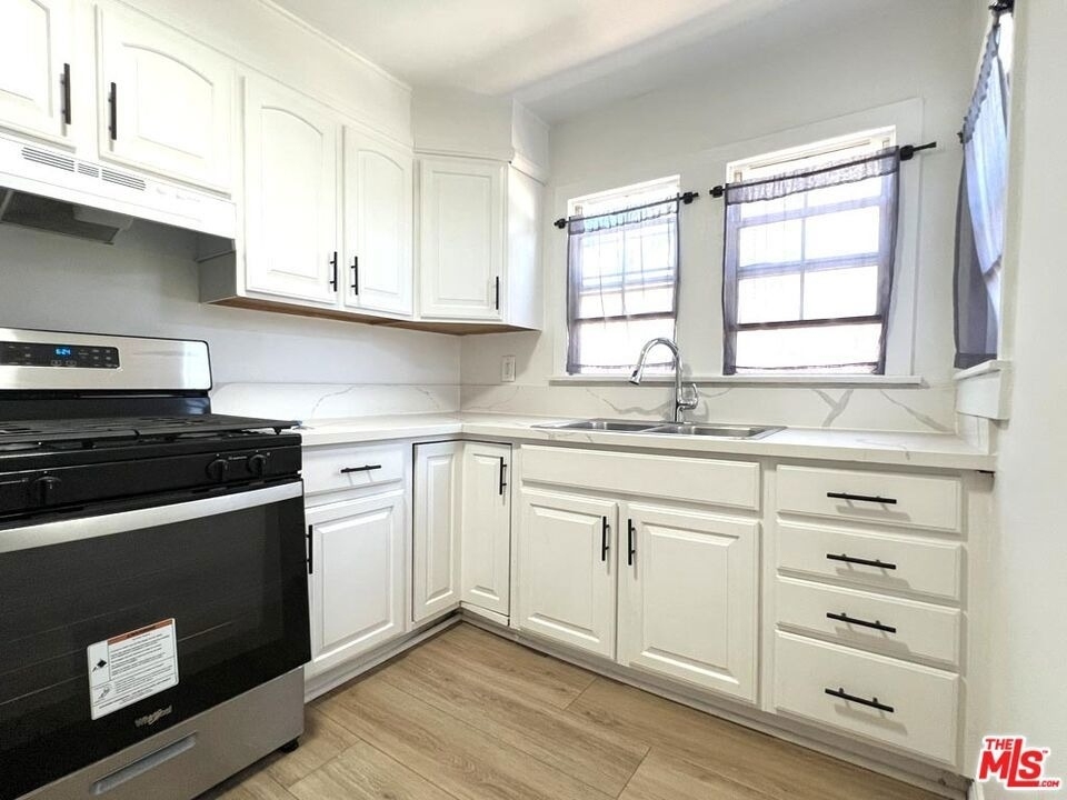 5325 2nd Avenue - Photo 6
