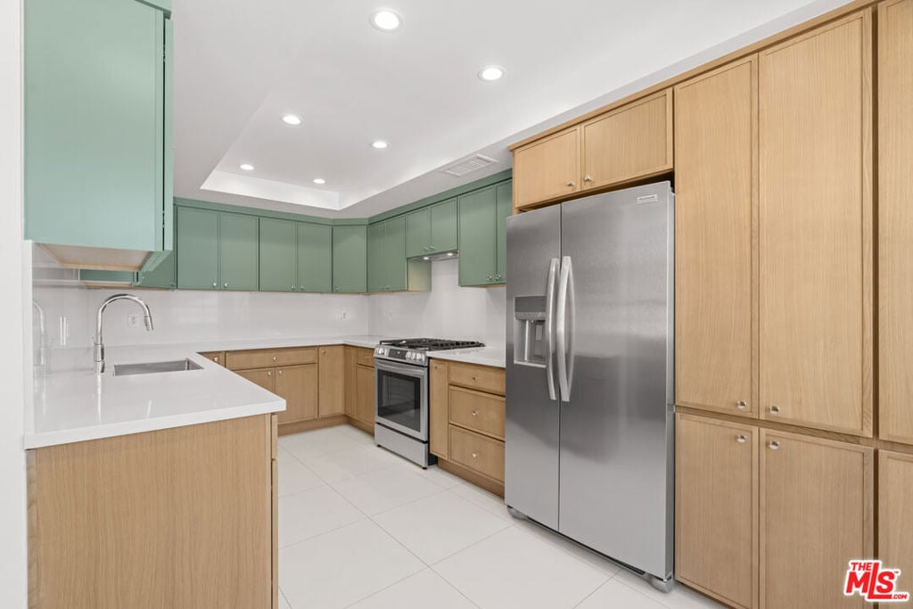 2541 Stoner Avenue - Photo 2