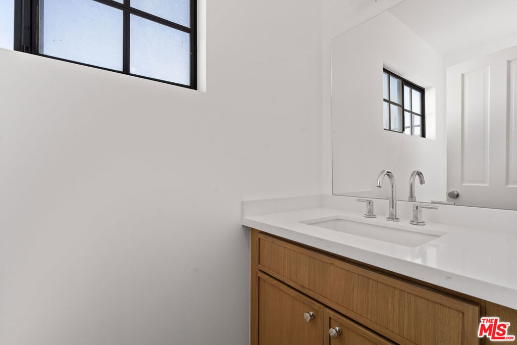2541 Stoner Avenue - Photo 5