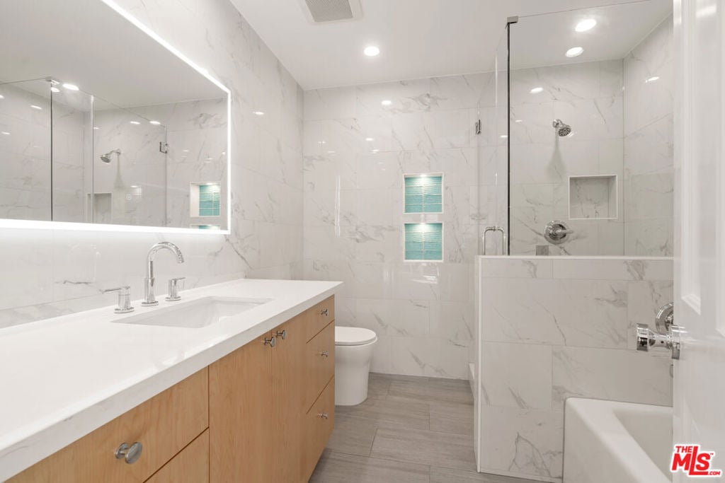 2541 Stoner Avenue - Photo 7