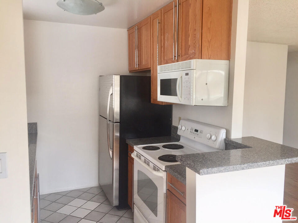 11743 Darlington Avenue - Photo 5