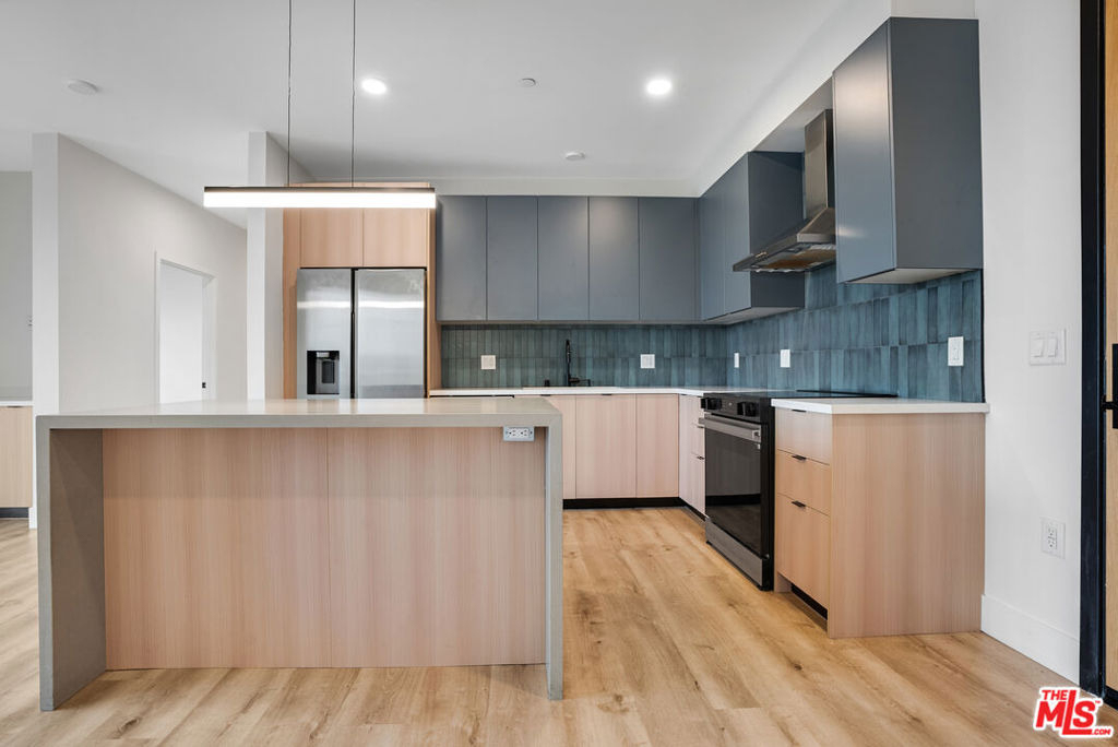 5657 Virginia Avenue - Photo 3