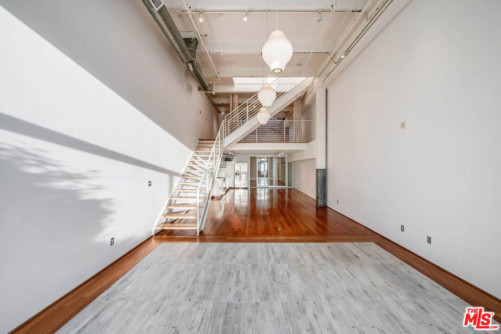 1850 E Industrial - Photo 5