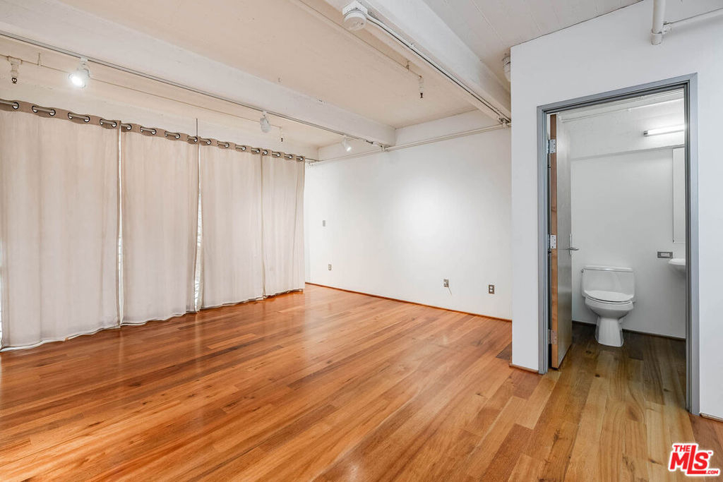 1850 E Industrial - Photo 23