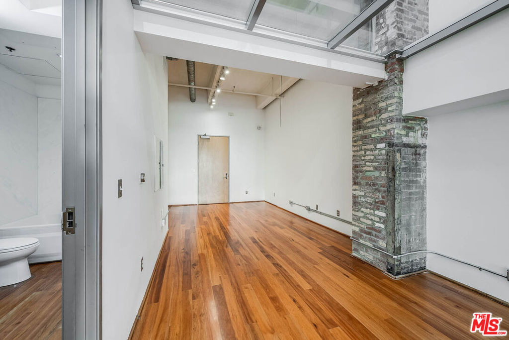 1850 E Industrial - Photo 12