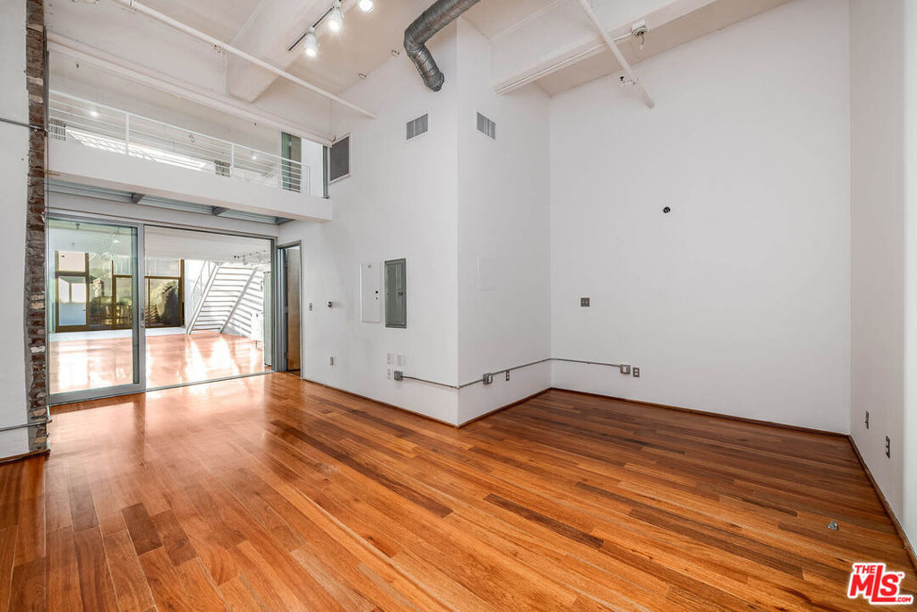1850 E Industrial - Photo 14