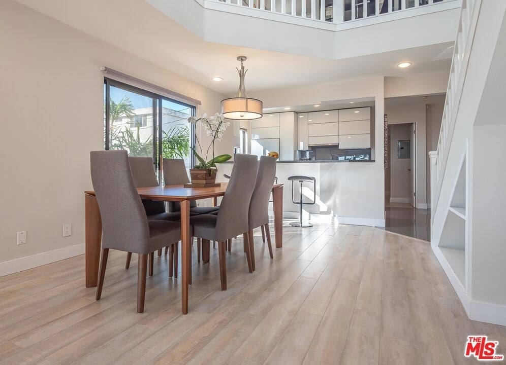 833 Ocean Avenue - Photo 5