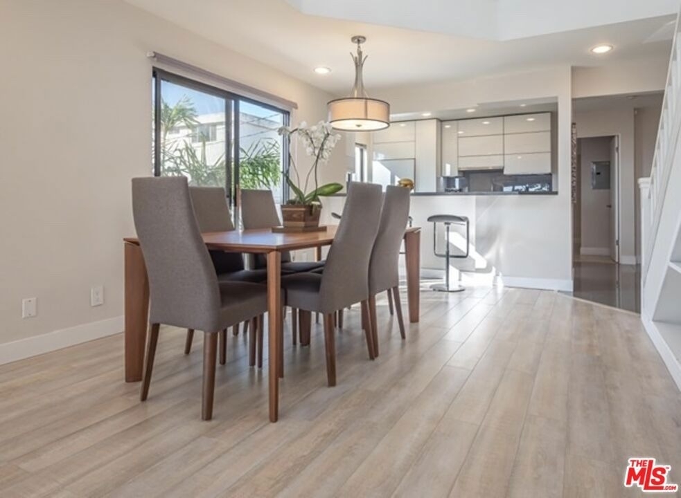 833 Ocean Avenue - Photo 25