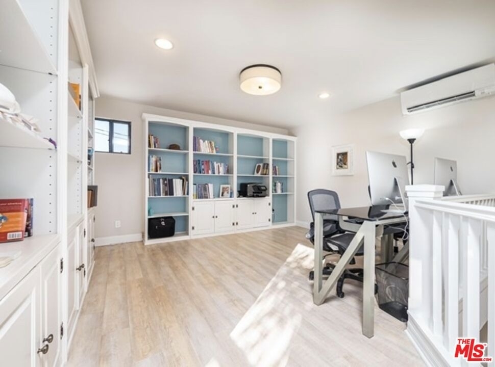 833 Ocean Avenue - Photo 29