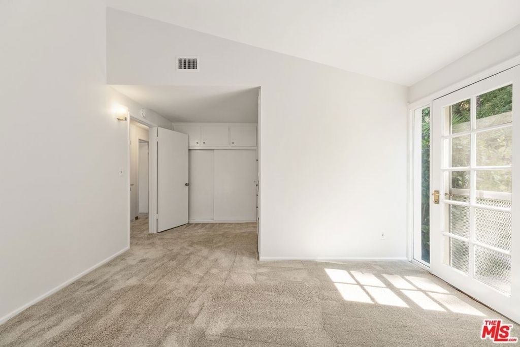5824 Laramie Avenue - Photo 24