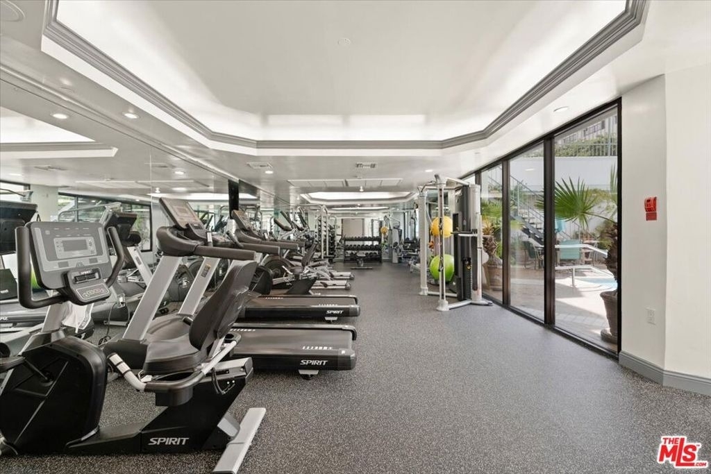 10660 Wilshire Boulevard - Photo 40