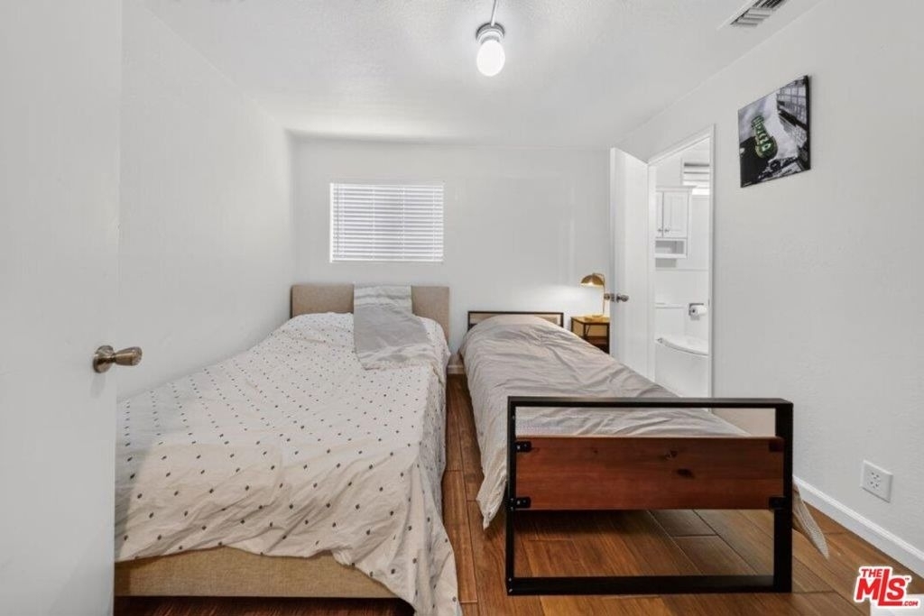 6838 Haywood Street - Photo 34