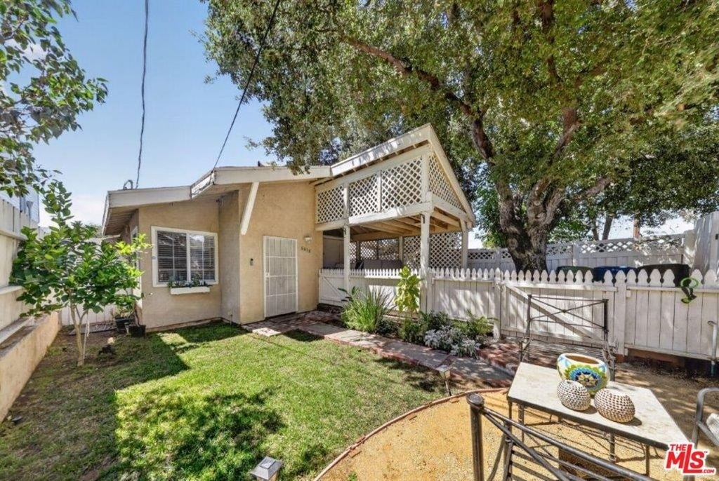 6838 Haywood Street - Photo 0