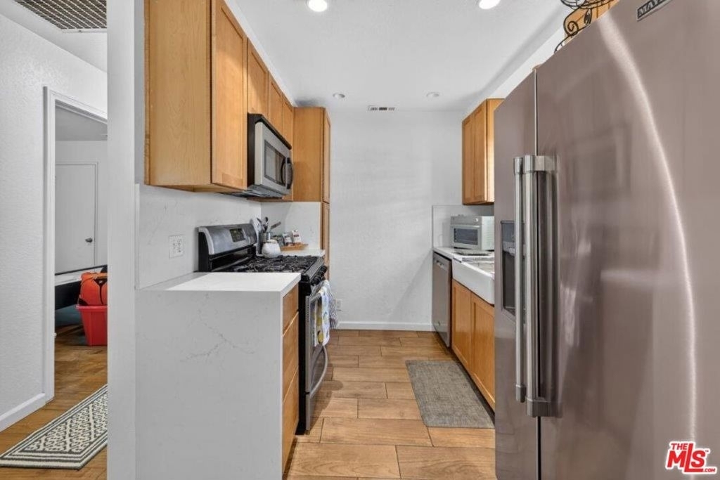 6838 Haywood Street - Photo 9
