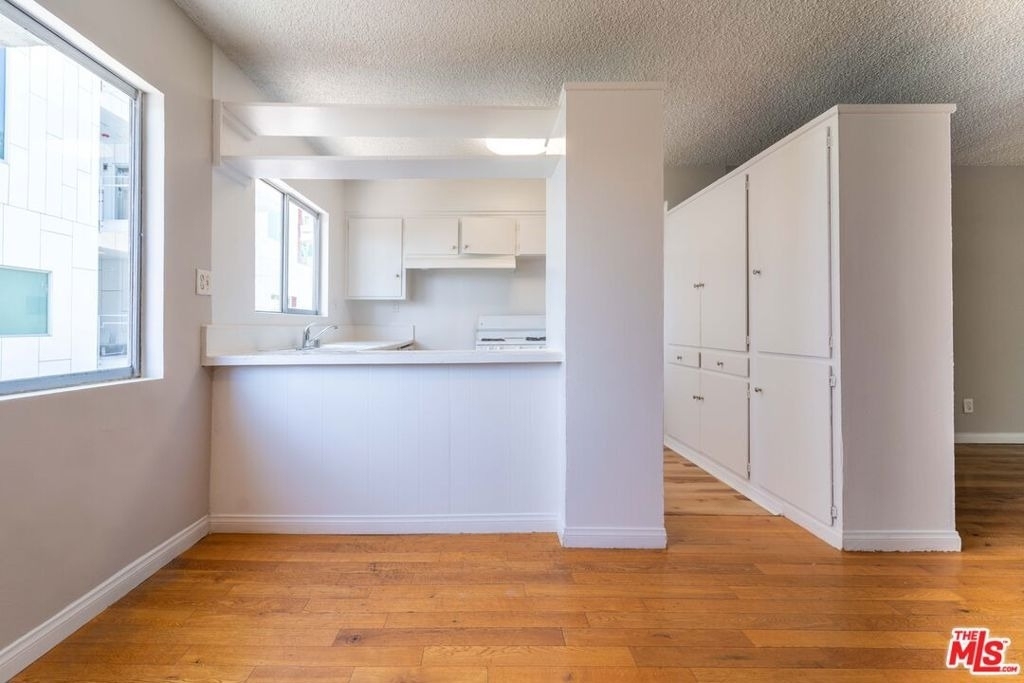 941 N San Vicente Boulevard - Photo 7