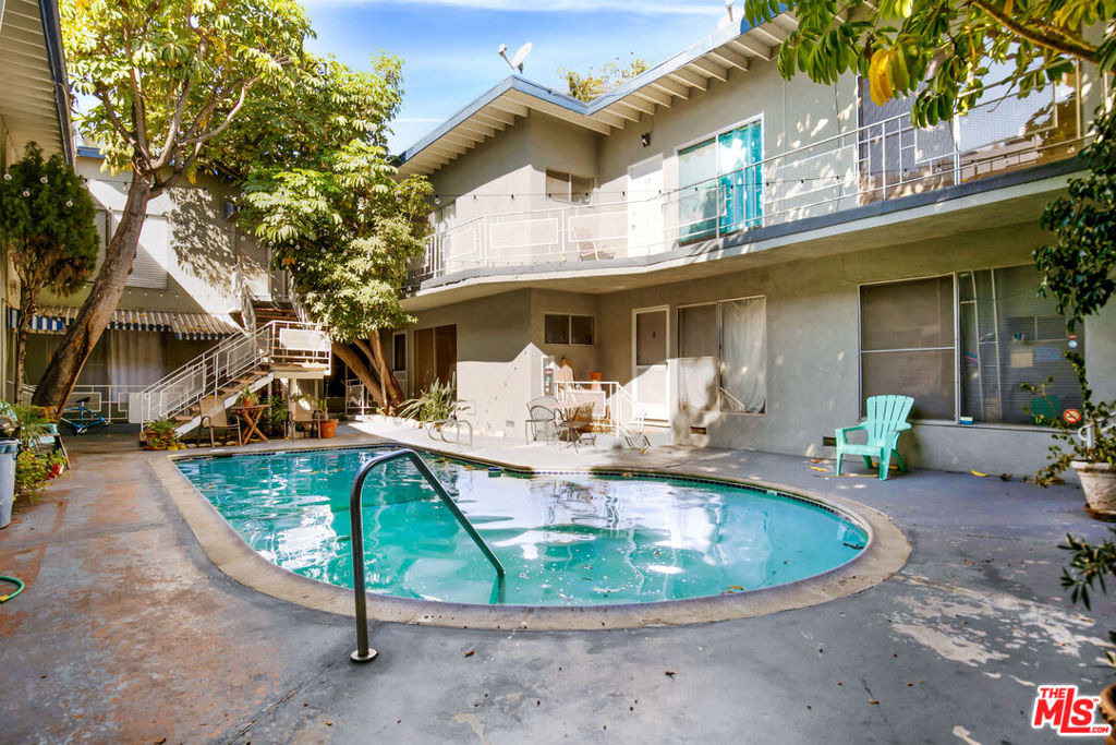 941 N San Vicente Boulevard - Photo 22