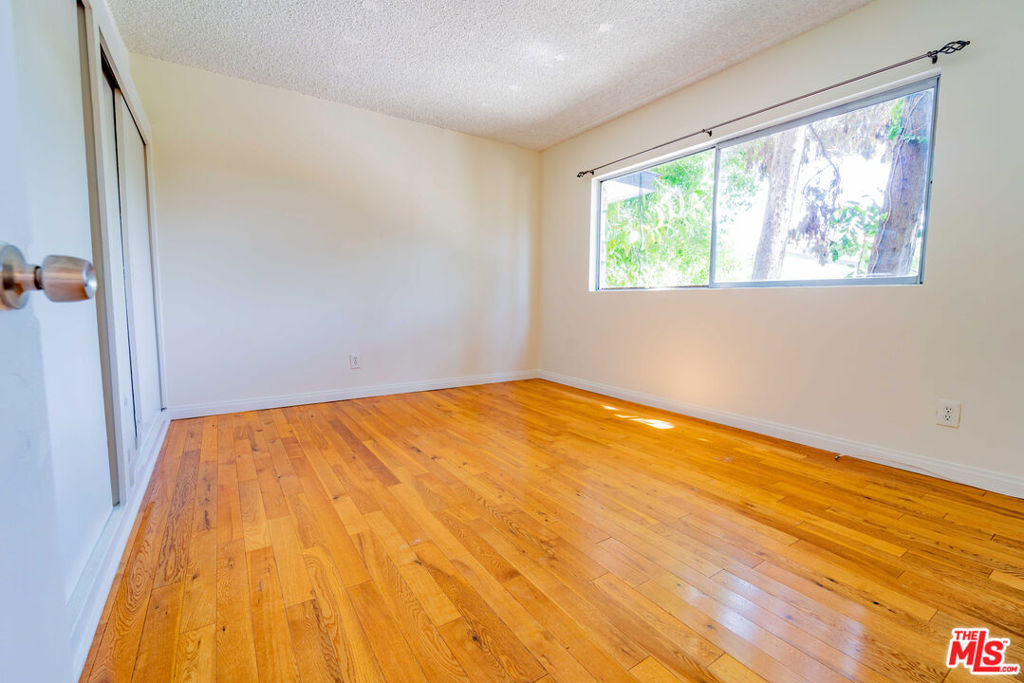 941 N San Vicente Boulevard - Photo 13