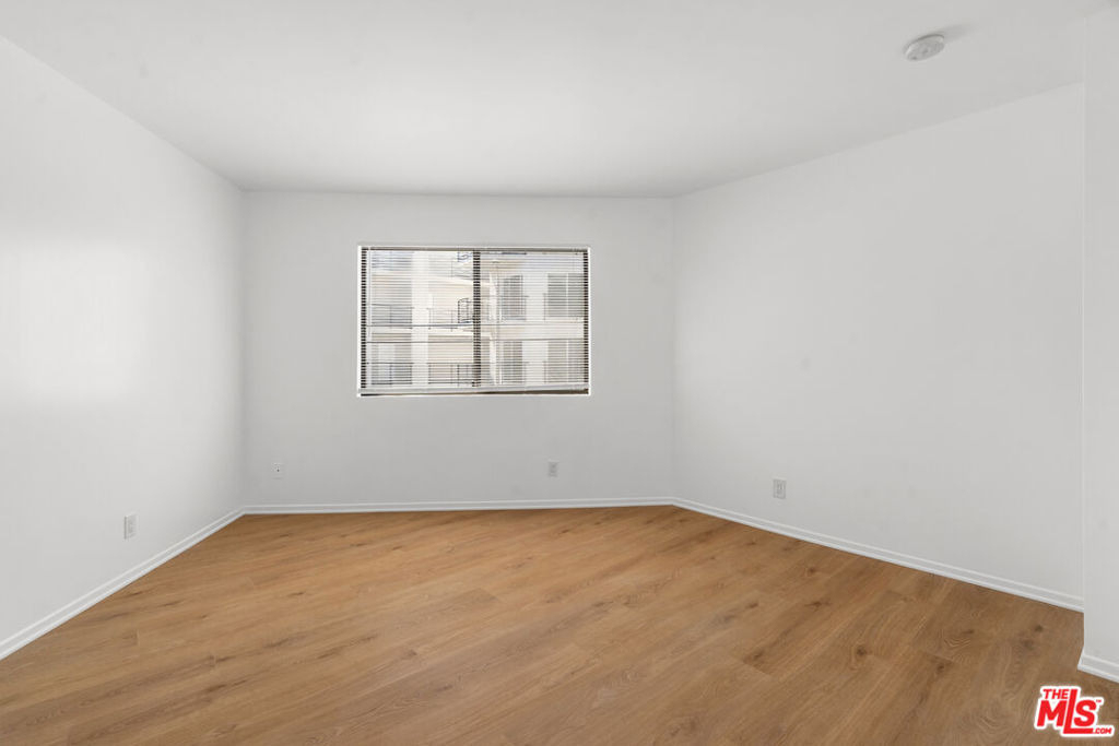 3939 Moore Street - Photo 11
