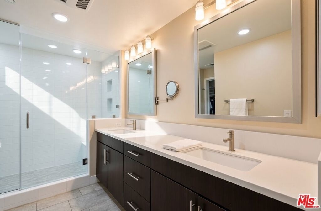 2780 N Wright Lane - Photo 18
