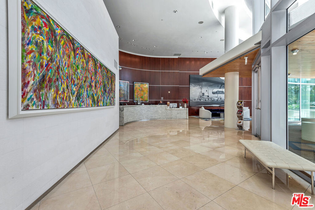 13700 Marina Pointe Drive - Photo 17