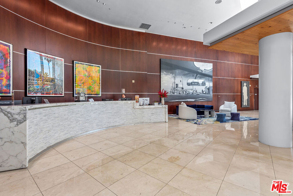 13700 Marina Pointe Drive - Photo 16