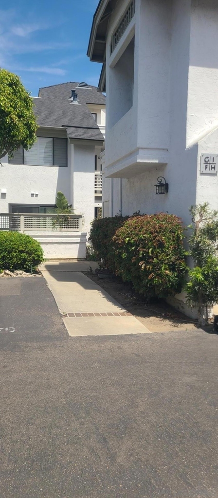546 Via De La Valle - Photo 1