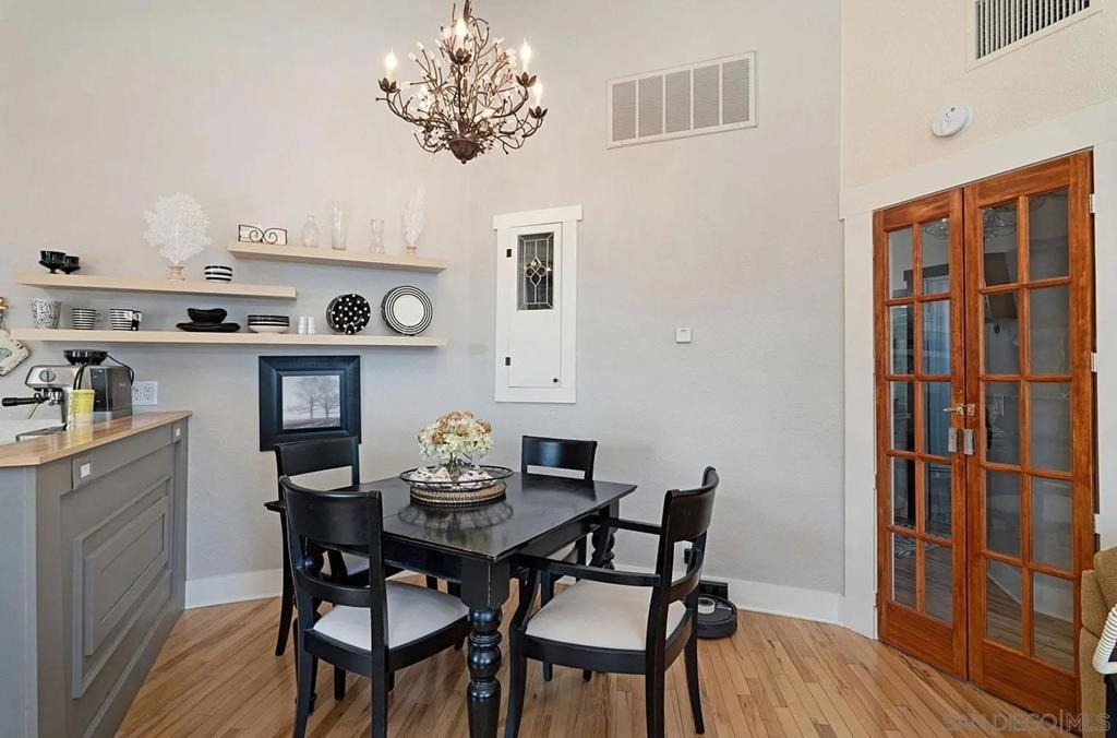 213 Elm Avenue - Photo 3