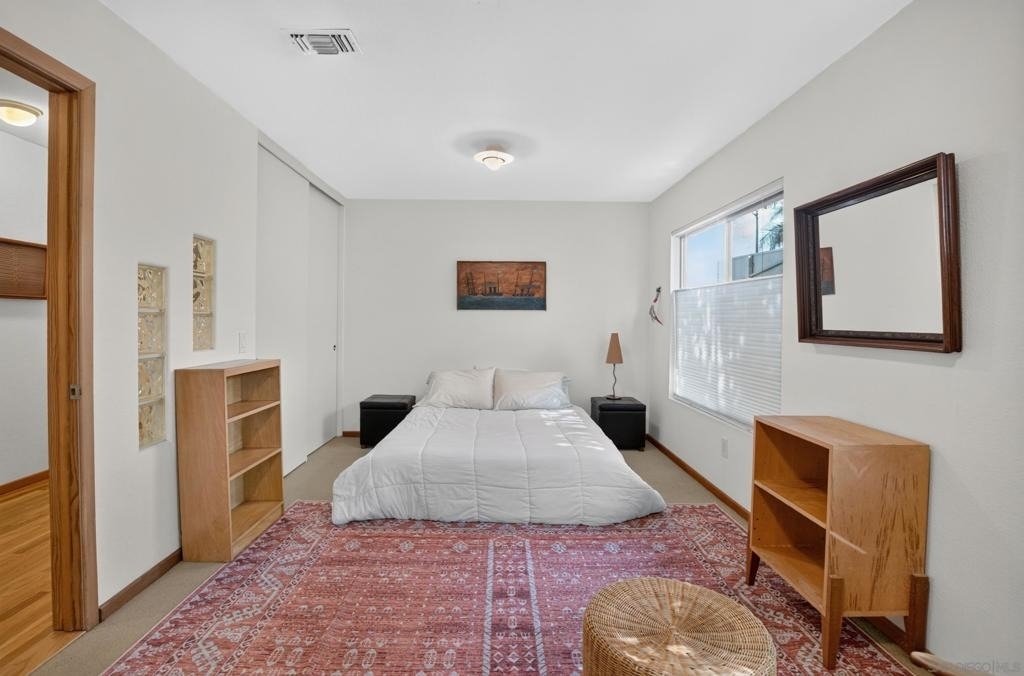 274 Sharp - Photo 20