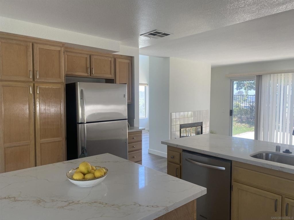 10754 Glendover Ln - Photo 15