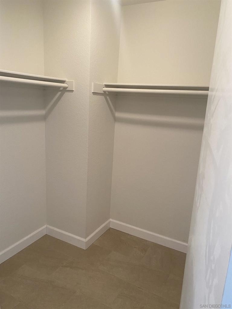 10754 Glendover Ln - Photo 26