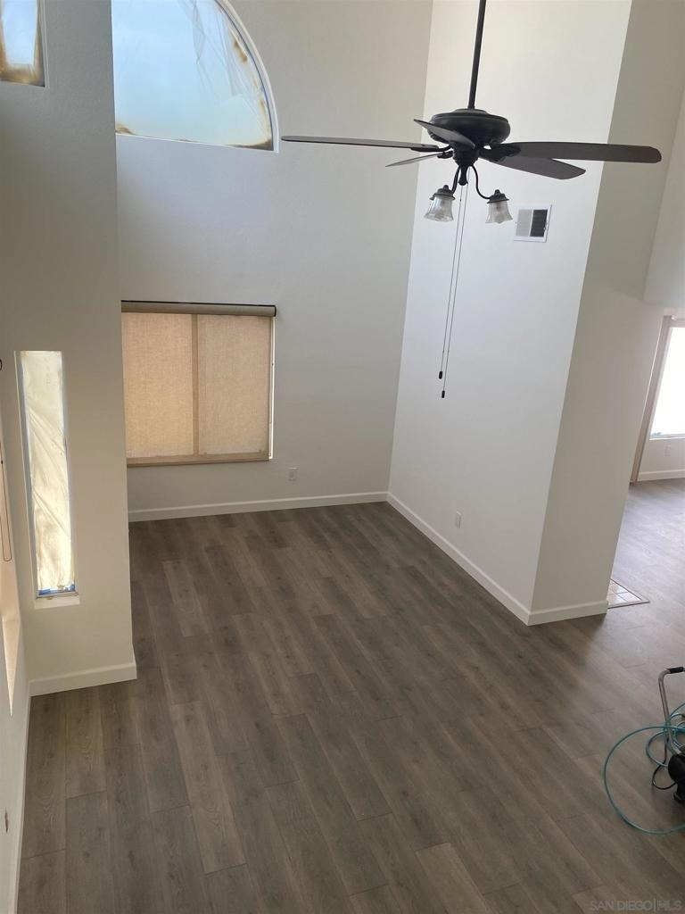 10754 Glendover Ln - Photo 6