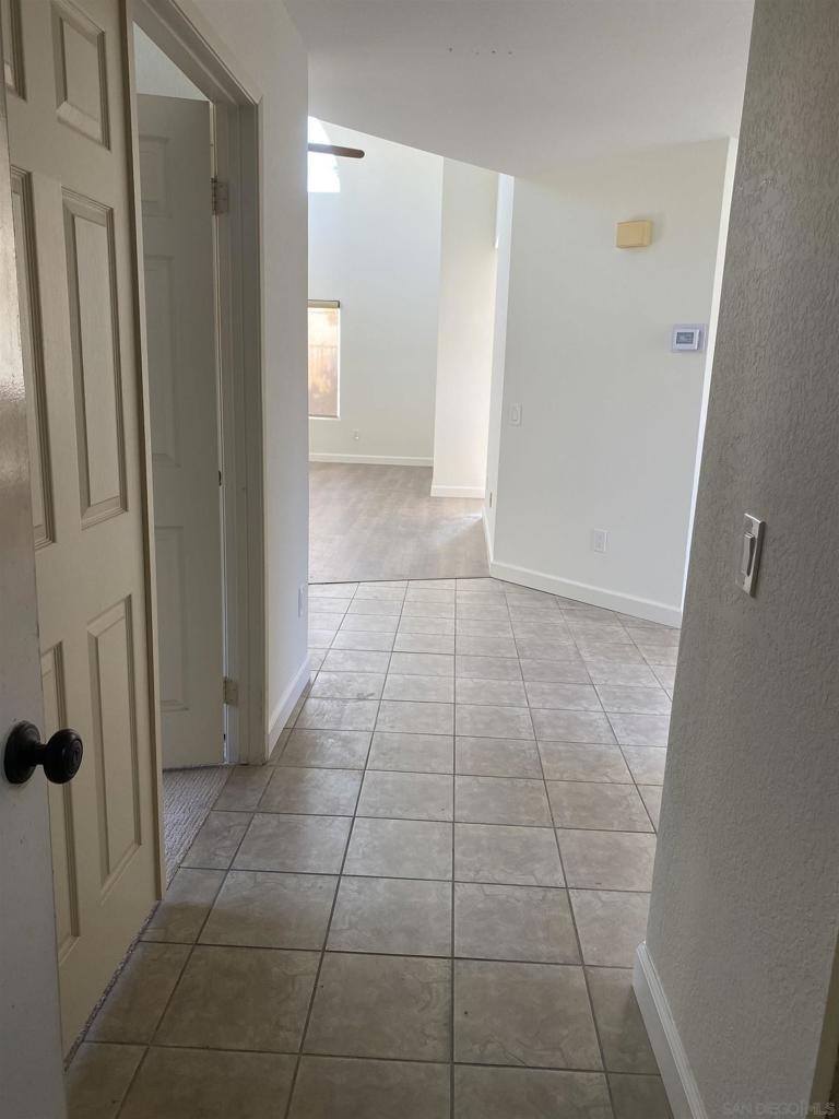 10754 Glendover Ln - Photo 4