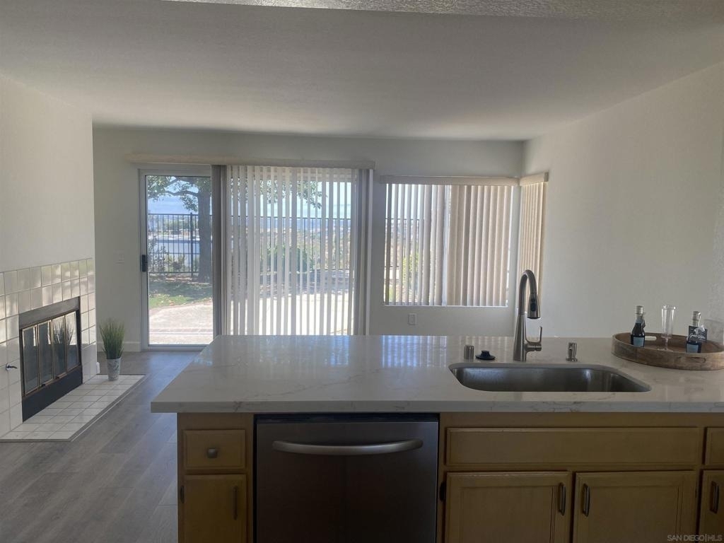 10754 Glendover Ln - Photo 17