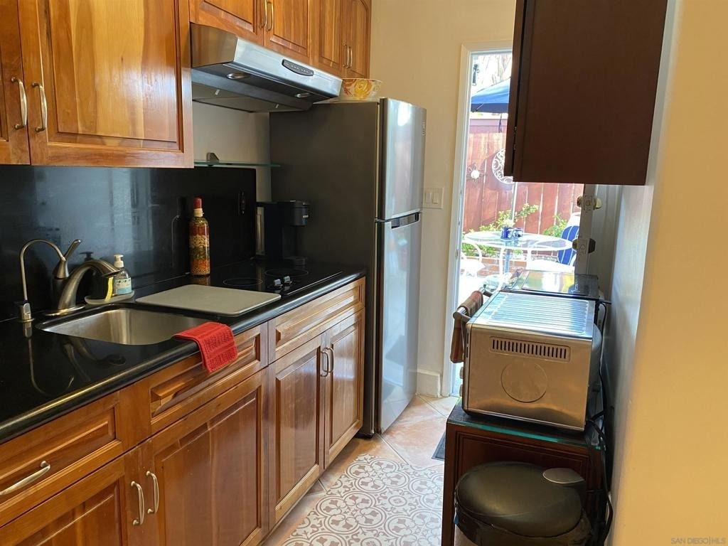 2921 Renault St - Photo 8