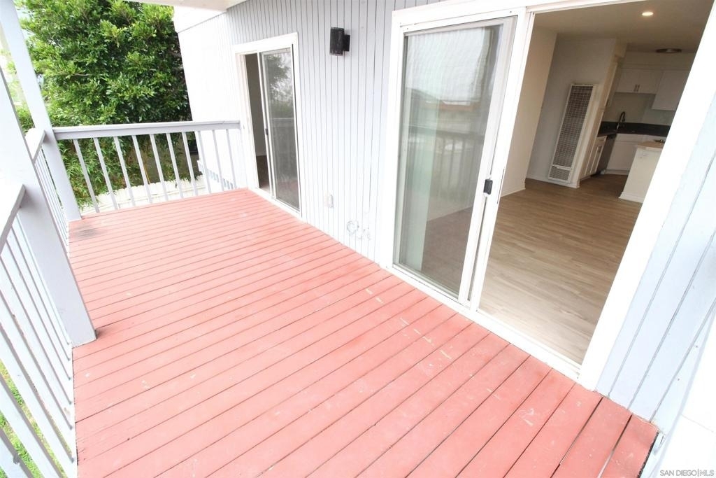 2212 Edinburg Ave, - Photo 27