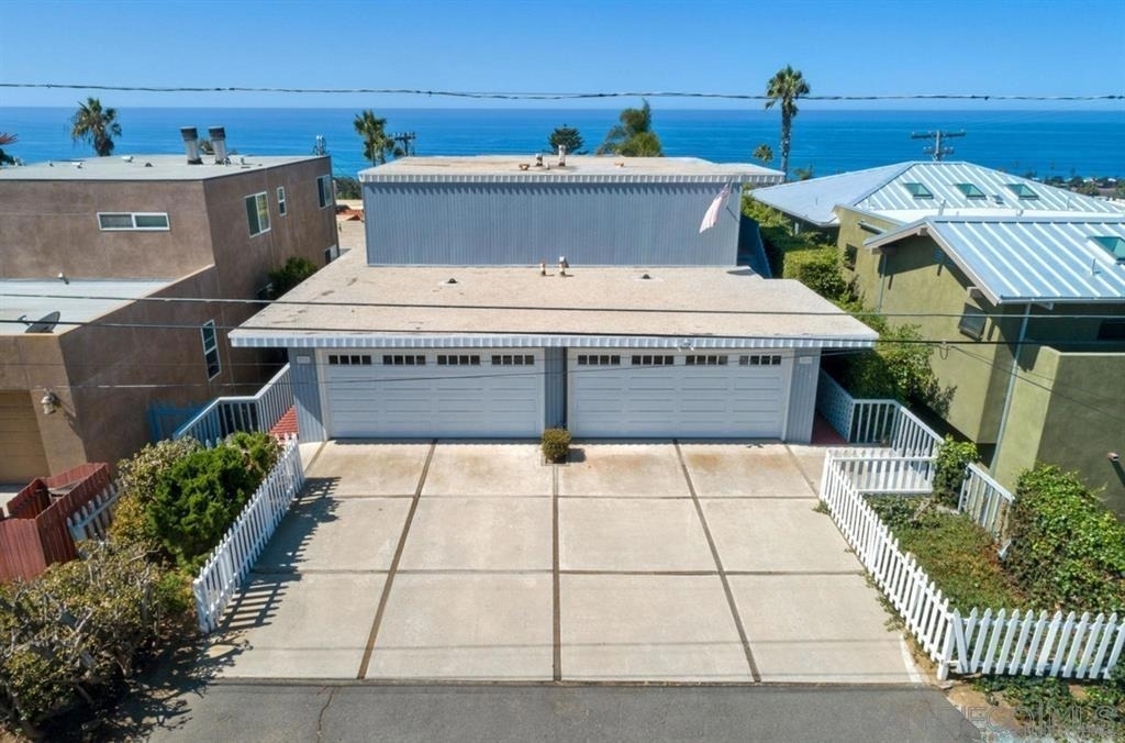 2212 Edinburg Ave, - Photo 1