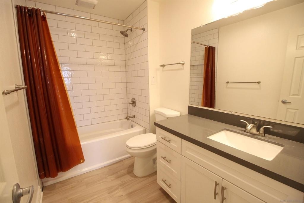 2212 Edinburg Ave, - Photo 19