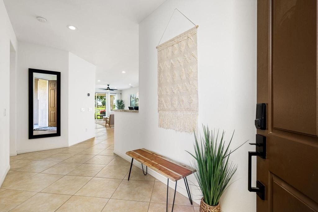 82223 Travolta Avenue - Photo 2