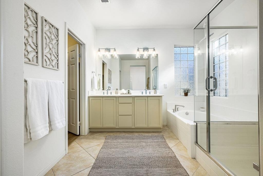 82223 Travolta Avenue - Photo 8