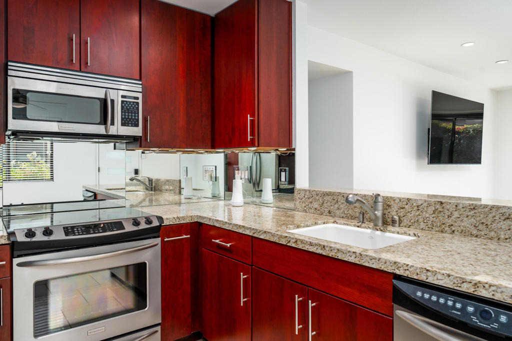 1111 Ramon Road - Photo 4