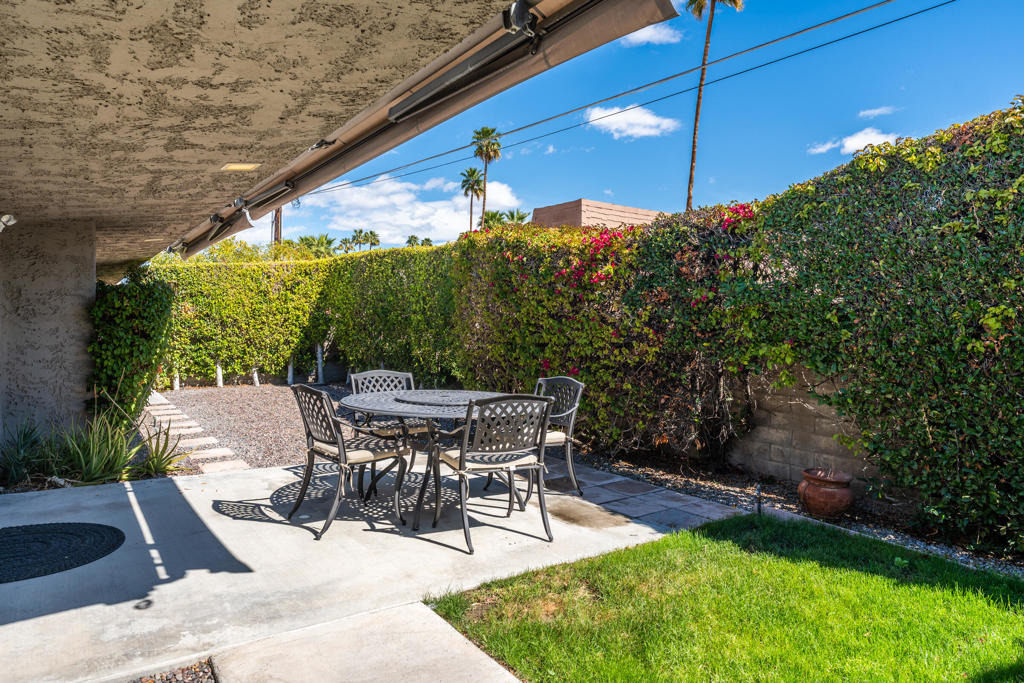 1111 Ramon Road - Photo 10