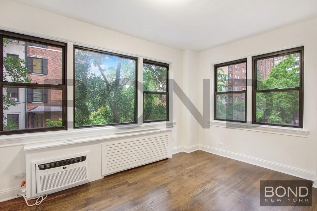 Beekman Place - Photo 1