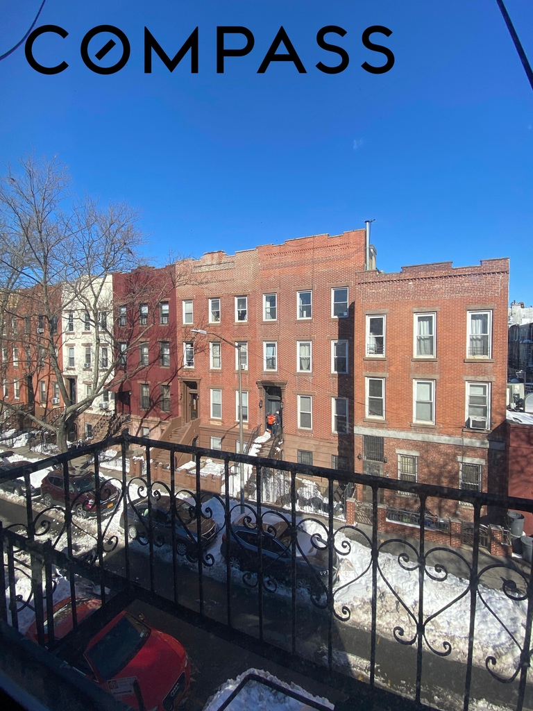 Huntington Street - Photo 11