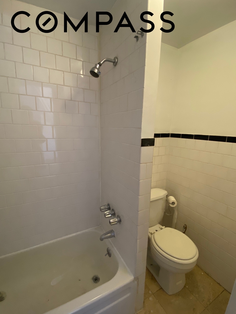 Huntington Street - Photo 8